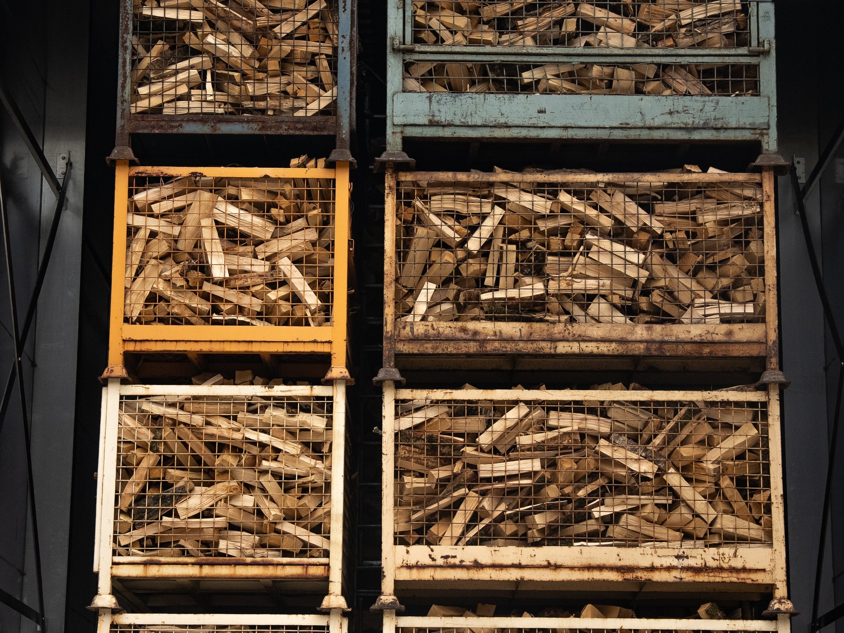 Kiln Dried Vs Seasoned Logs